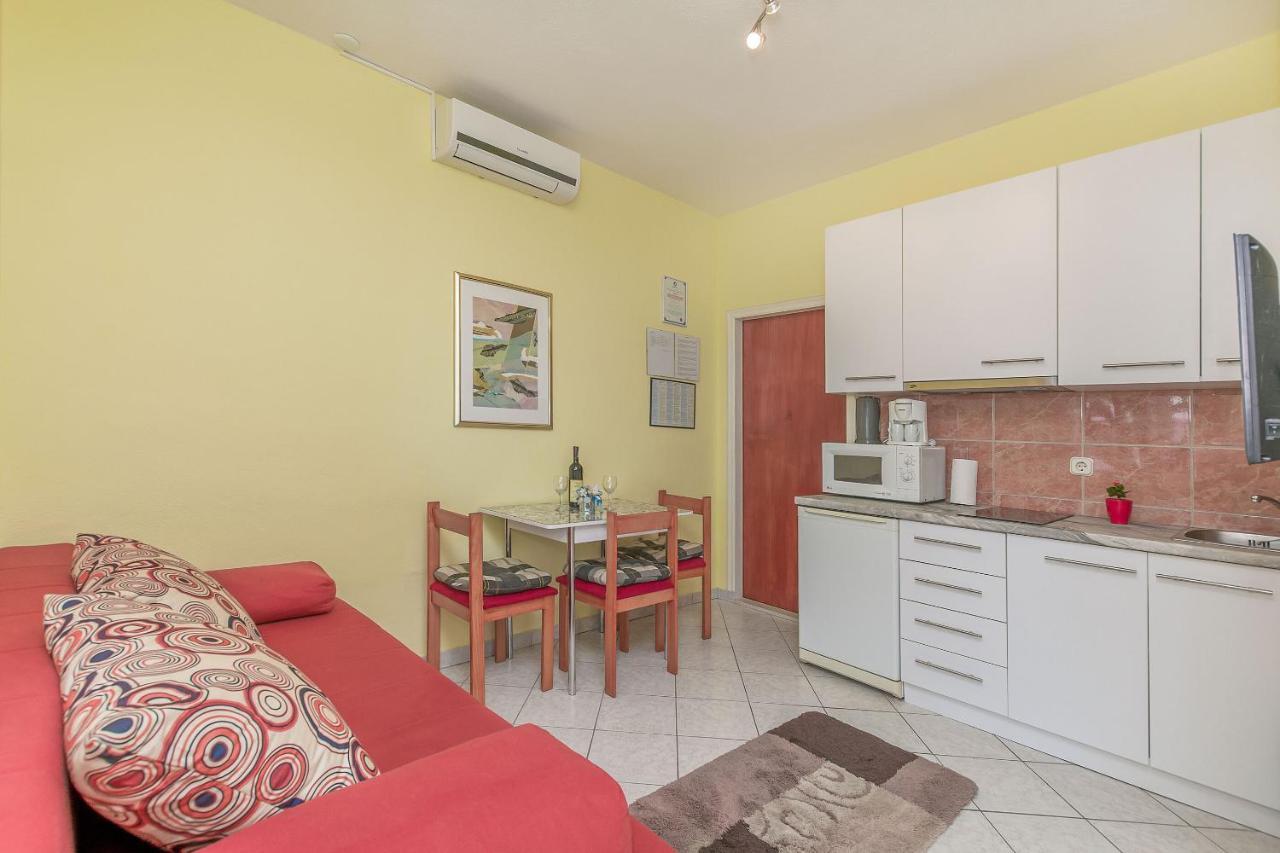 Apartments Zdenka Omiš Εξωτερικό φωτογραφία