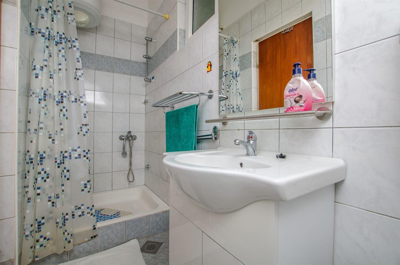 Apartments Zdenka Omiš Εξωτερικό φωτογραφία