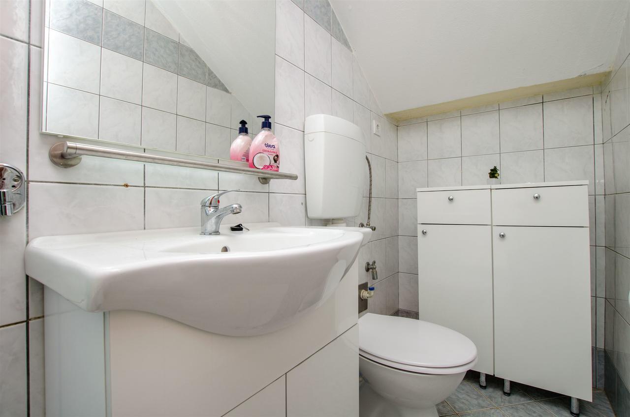 Apartments Zdenka Omiš Εξωτερικό φωτογραφία
